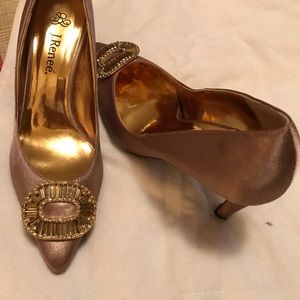 J Renee light tan and gold shoes